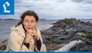 Arvio: Katariina Vuori kertoo ikääntyvän naisen pariutumishaaveista älykkäästi ja huumorilla