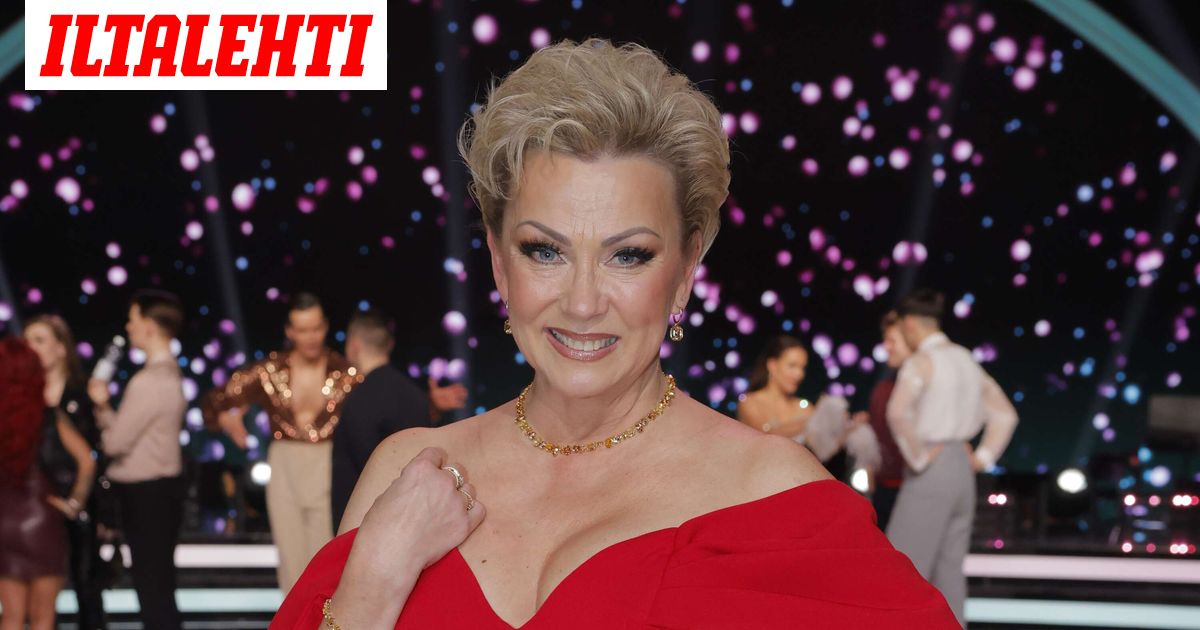 Helena Ahti-Hallberg oli ”melkein nakuna lavalla”: Tästä TTK-asusta oli kyse
