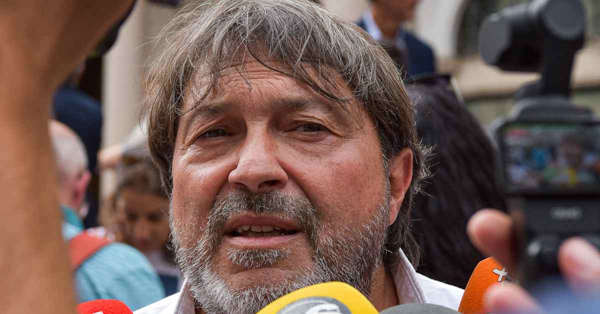 Italiassa tutkivan toimittajan auto räjäytettiin pommilla, kukaan ei kuollut | Uutisia lyhyesti