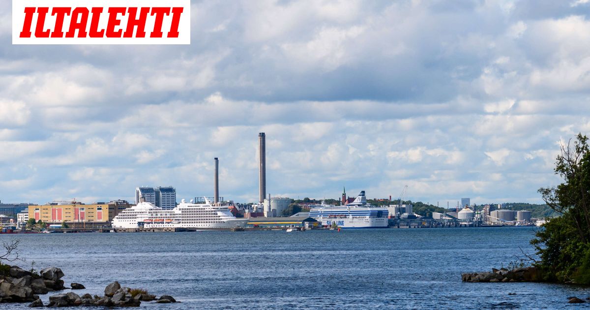 Epäilty joukkoraiskaus Viking Gracella