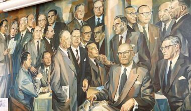 Veljesklubin jäsenet: Suomalainen Klubi säilytettävä herrakerhona, sillä naisen kanssa puhuessa ilmassa on ”sähköä” | Uusimaa