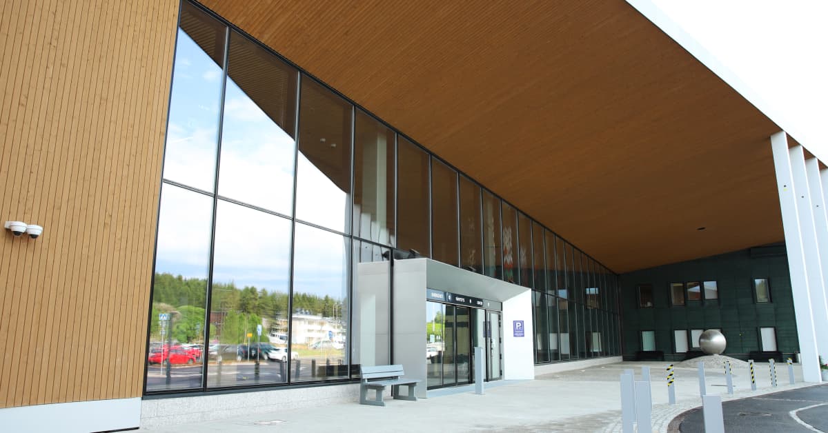 Asiantuntijoilta tyly arvio Lapin sairaaloiden talousongelmista: potilas pääsee liian helposti erikoissairaanhoitoon | Lappi