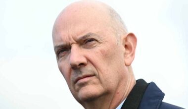 S&P laskee Ranskan luottoluokitusta A+:aan | Uutisia lyhyesti