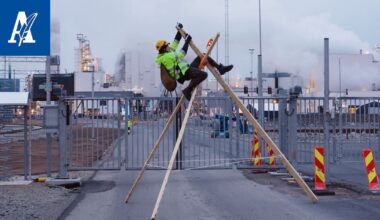 Elokuva-arvio | Me hymyillään, vaikka saataisiin turpaan, sanoo Elokapina-aktivisti erinomaisessa dokumentissa - Aamulehti