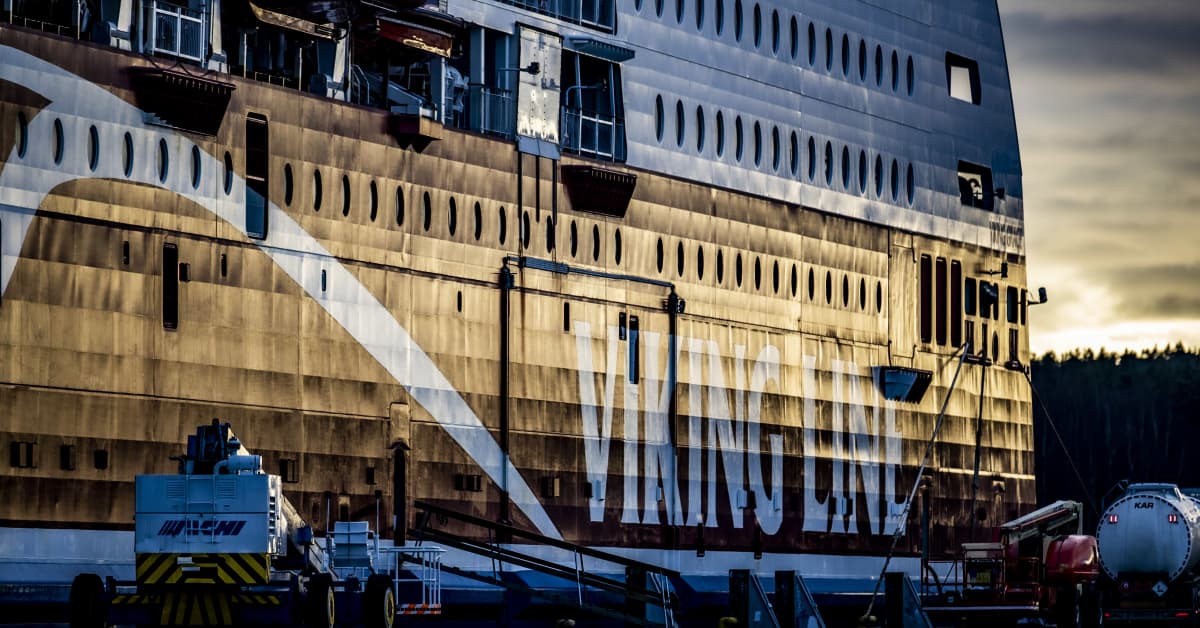 Neljää miestä epäillään joukkoraiskauksesta Viking Gracella – tutkinta siirtyy Lounais-Suomen poliisille | Varsinais-Suomi