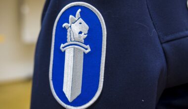 Mellunmäessä räjähtänyt pakettiauto – poliisi arvelee aiheuttajaksi kaasupulloja | Uutisia lyhyesti