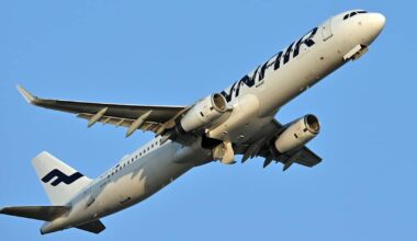 Finnair peruu lentoja myös maanantaina, ja ongelma voi jatkua vielä päivien ajan – tämä tiedetään nyt | Talous