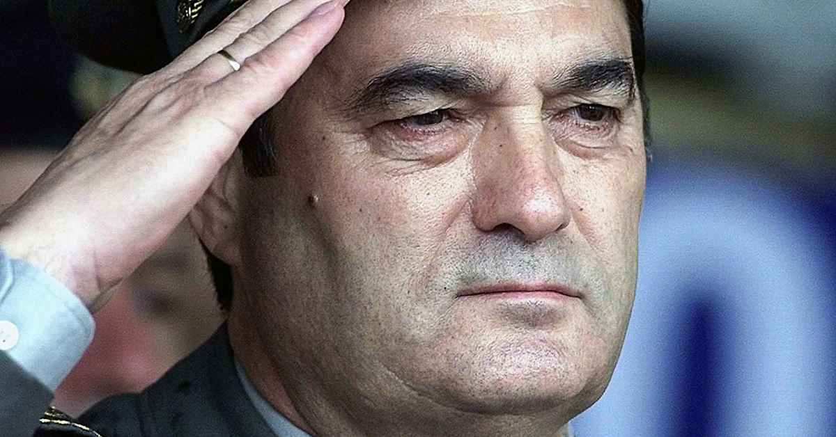 Suomen Kylmäkoskella sota­rikos­tuomio­taan kärsinyt serbikenraali on kuollut | Uutisia lyhyesti