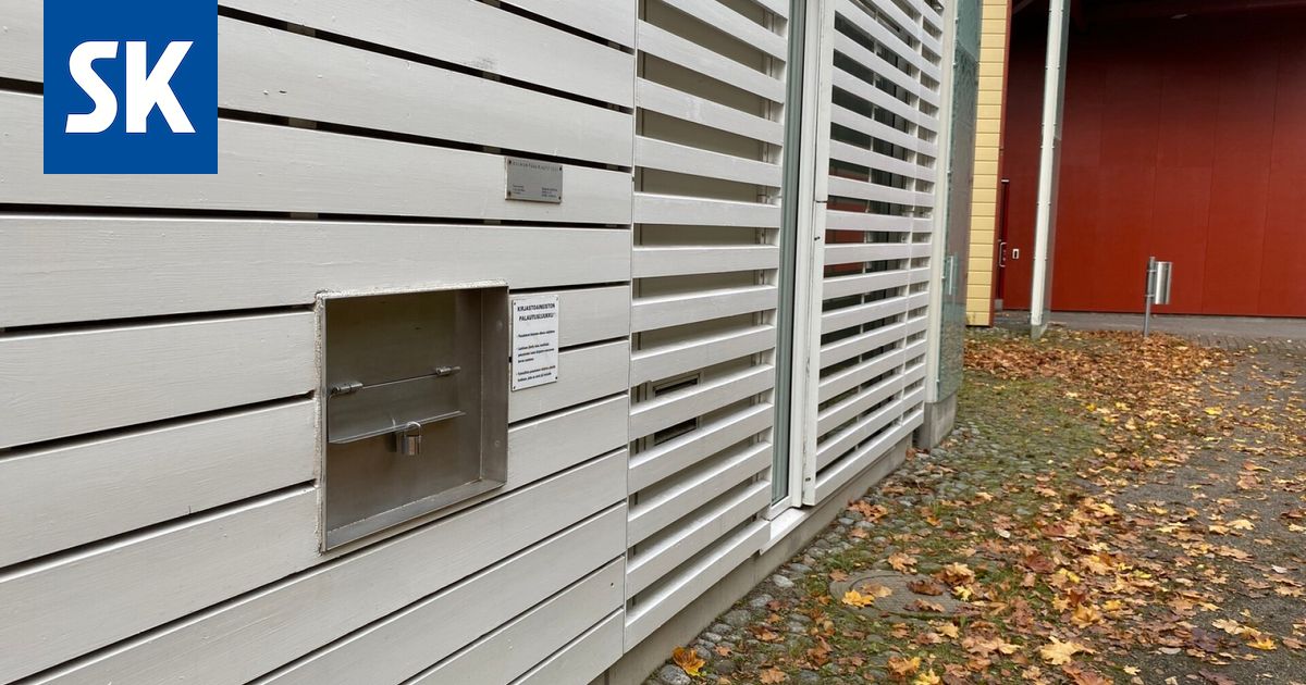 Rauman kirjaston palautusluukku on lukossa