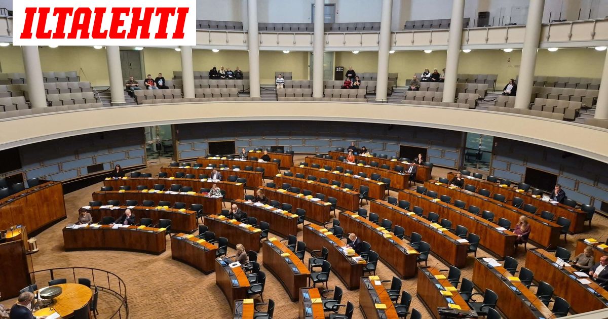Suomen itsenäisyys pahimmillaan jopa vaarassa – Vakavaa puhetta eduskunnassa