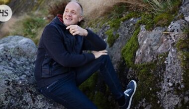 50-vuotias: Oskari Saari jätti formulasirkuksen ja ryhtyi tekemään kirjoja menestyjistä