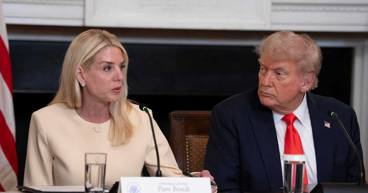 NYT: Trump vaatii omalta oikeusministeriöltään 230 miljoonan dollarin korvauksia | Uutisia lyhyesti