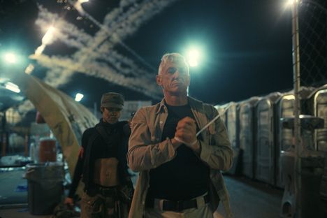 Sean Penn on saanut kehuja roolistaan kostonhimoisena everstinä.