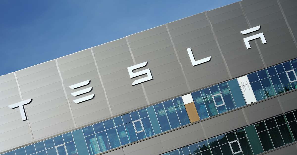 Teslan tulos jäi odotuksista kovista myyntiluvuista huolimatta | Uutisia lyhyesti