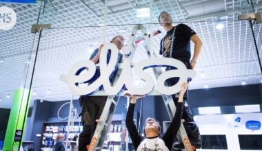 Elisa aikoo karsia 400 työpaikkaa Suomesta