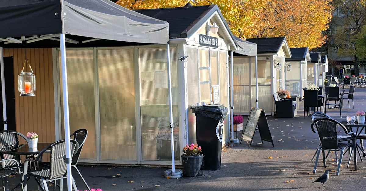Sukupolvi toisensa perään syö lihapiirakkaa pikkukojussa Lappeenrannassa – vetykioskien tulevaisuus vaakalaudalla | Kotimaa