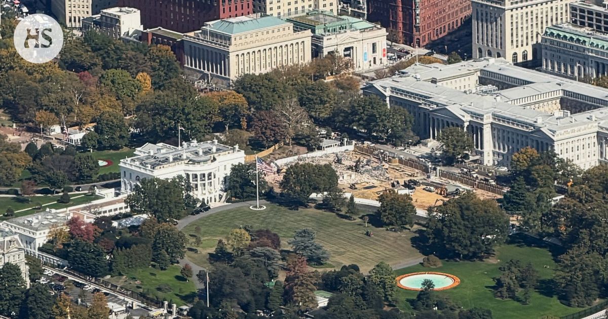 Satelliittikuvat paljastavat: Trump purki Valkoisen talon itäsiiven kokonaan