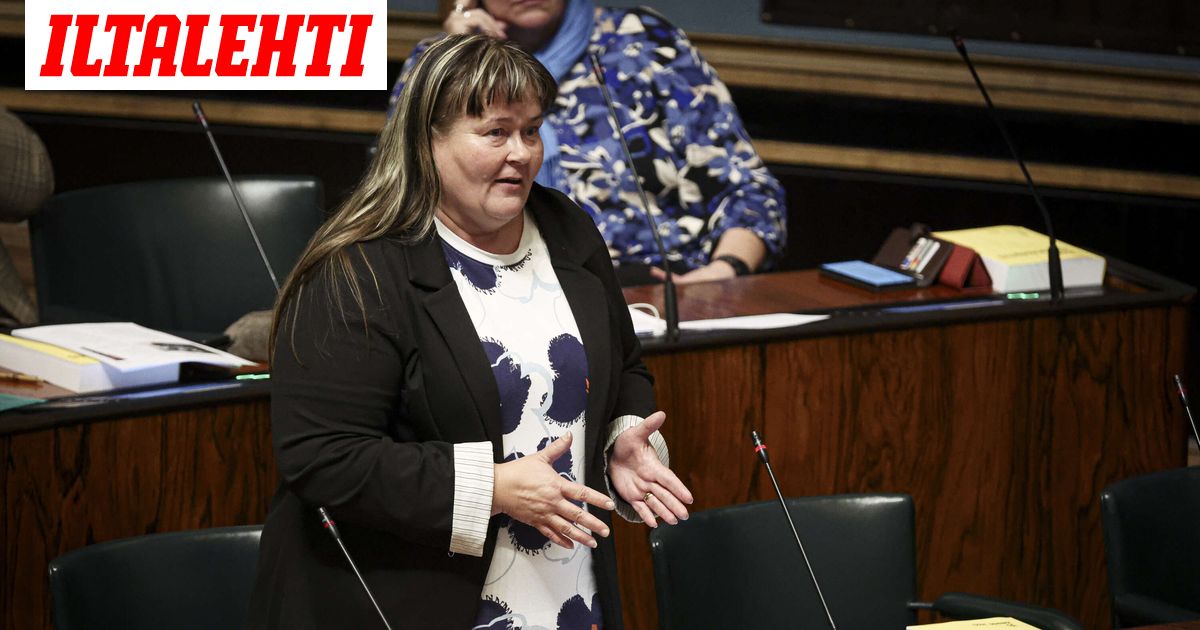 PS:n kansanedustaja kiusallisessa tilanteessa apteekissa – "Henkilö kassalla kiinnitti heti minuun huomion"