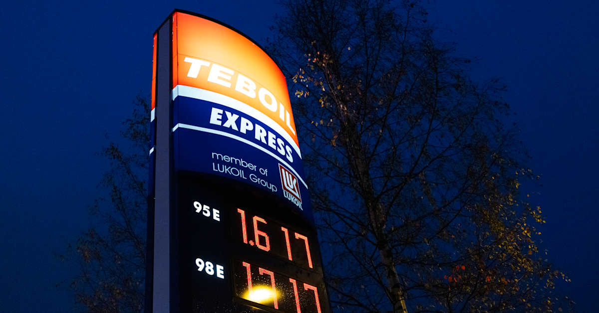 Bensiini 1,49 euroa/litra – asiantuntija varoittaa: Venäjä-pakotteet nostavat hintaa | Talous