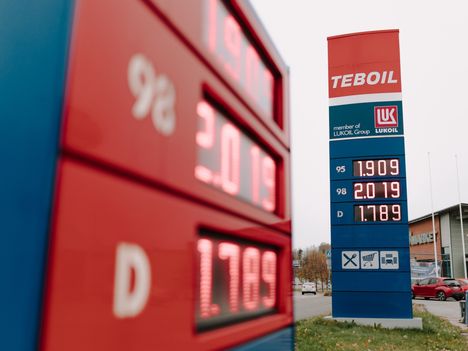 Teboilin bensa-asema Lappeenrannassa torstaina.