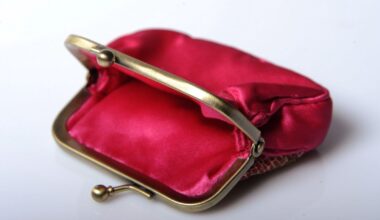 Seitsemän täsmävinkkiä, joilla voi pelastaa loppuvuoden rahatilanteen