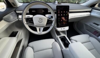 Volvon piti hylätä autojensa nahkapenkit, mutta toisin kävi