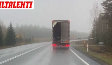 Elmo kiinnitti tarkempaa huomiota edessään ajaneeseen rekkaan – Paljastui pelottava näky