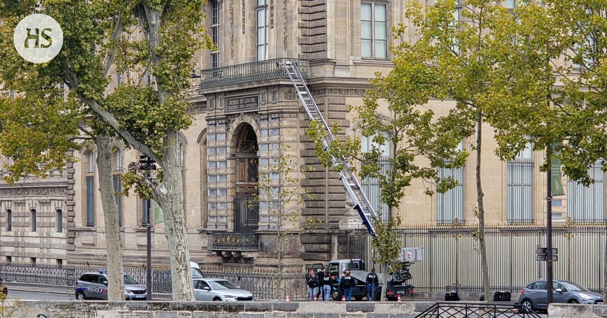 Le Parisien: Kaksi miestä otettu kiinni epäiltynä Louvren jalokivivarkaudesta