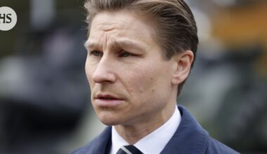 Häkkänen keskeytti 11 kiinteistökauppaa: Kohteena Venäjän, Israelin, Kazakstanin ja Kirgisian kansalaisia