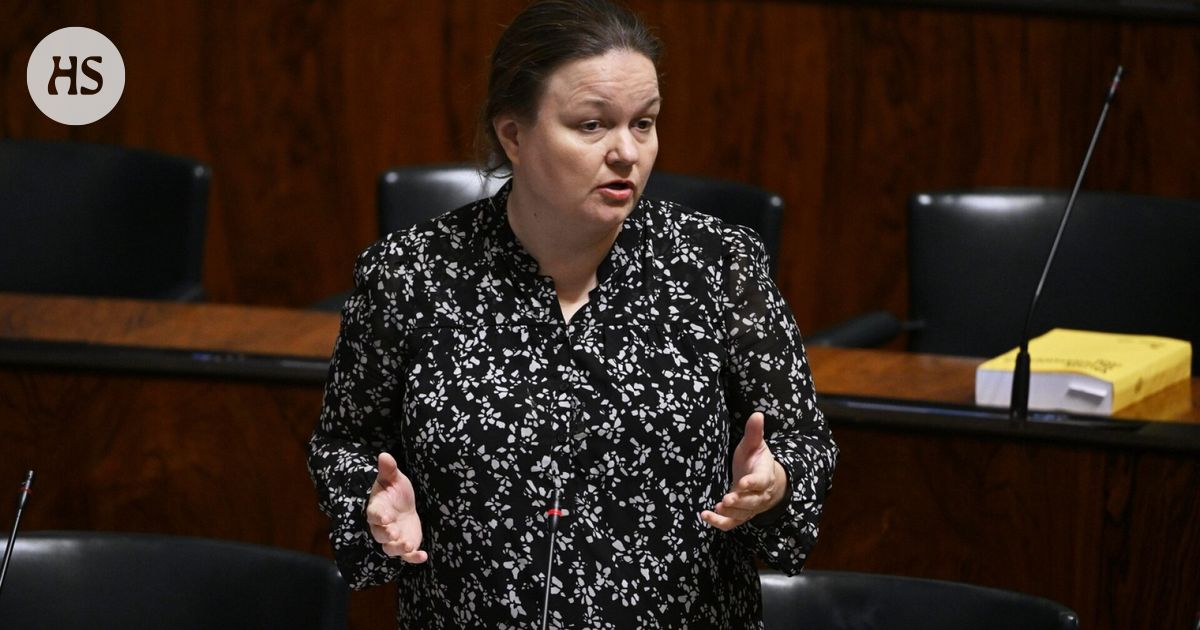 Lähes puolta alueista uhkaa valtion ohjaus – Krista Kiuru epäilee VM:n osaamista