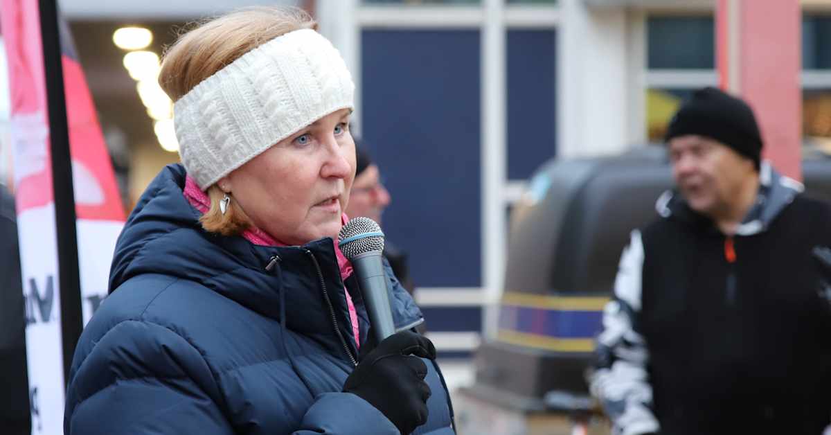 Moiteryöpyn saanut ministeri Juuso jatkaa Lapin aluepäättäjien arvostelua kiistassa Länsi-Pohjan keskussairaalasta | Politiikka