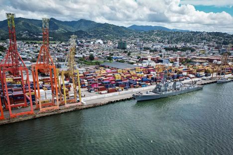 USS Gravely on yksi sotalaivoista, jotka Yhdysvallat on vienyt Karibianmerelle.