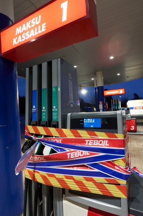Polttoainepumppu oli suljettu huomionauhoin Vantaan Koivuhaassa viime sunnuntaina.