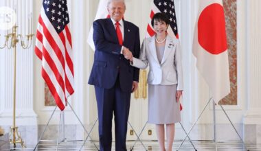 Valkoinen talo: Japanin pääministeri ehdottaa Trumpille Nobelin rauhanpalkintoa