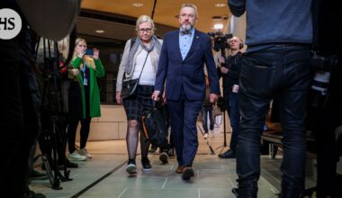 Käräjäoikeus tutkii salattuja lastensuojeluasiakirjoja Auerin tapauksessa: Puolustus väittää lasten olleen läheisiä äitiinsä