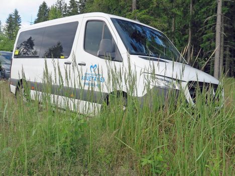 Jyväskylästä viety taksi löytyi metsätieltä läheltä henkirikoksen uhrin taloa.