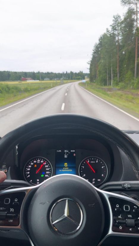 Syytetty lähetti Snapchatiin kuvan kesken ajon Mikkeliin.