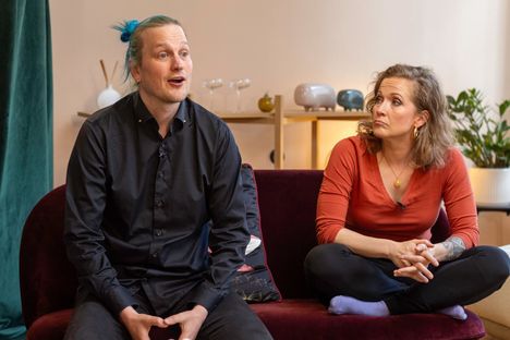 Matti ja Elisa Ensitreffit alttarilla -sarjassa.