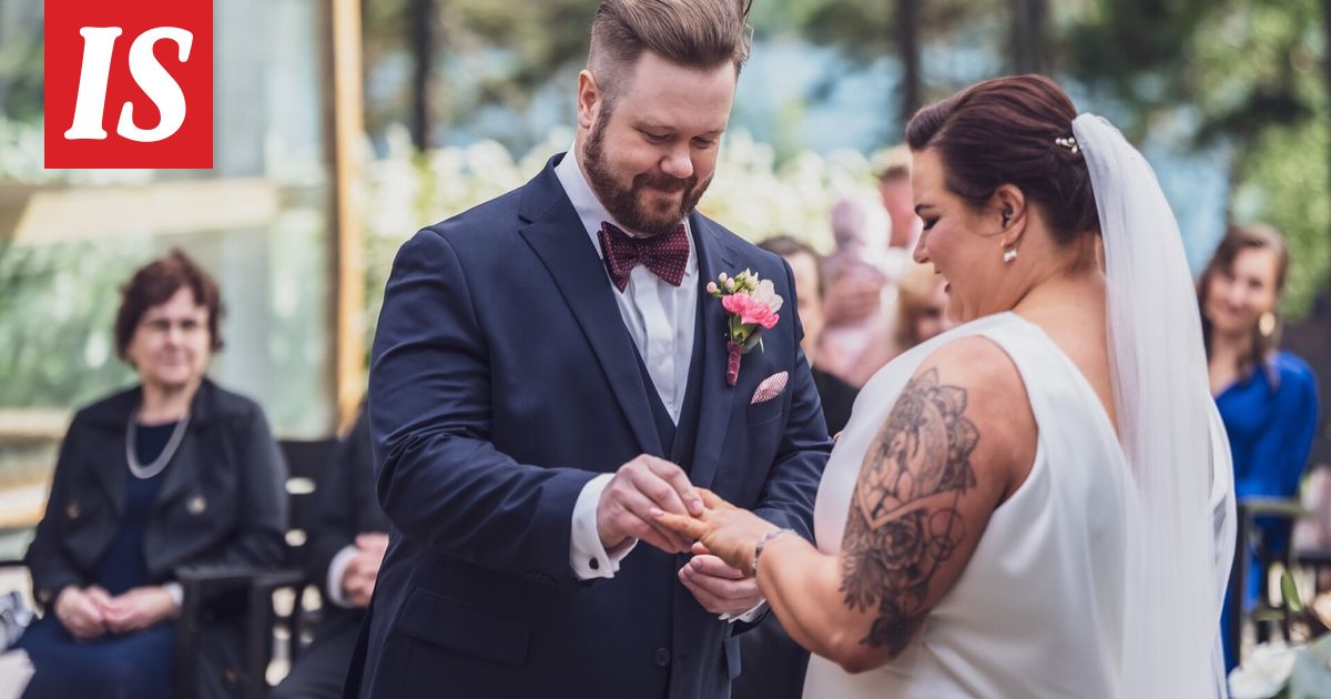 Ensitreffit alttarilla: Katri ja Janne kyseenalaistavat päätöksensä