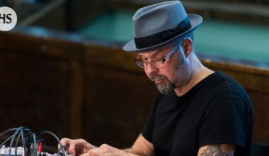 Levyarvio: Mika Vainio oli kulttimaineeseen noussut muusikko, jonka viimeiseksi jäänyt levy julkaistiin vasta nyt