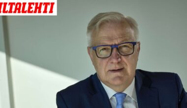 HS: Yllätysuutinen Olli Rehnistä