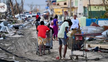 Melissan kuolonuhreja etsitään Jamaikalla helikoptereilla