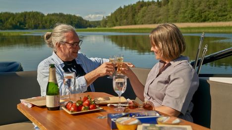 Villen ja Outin romanssi ei kestänyt kameroiden sammuttua.