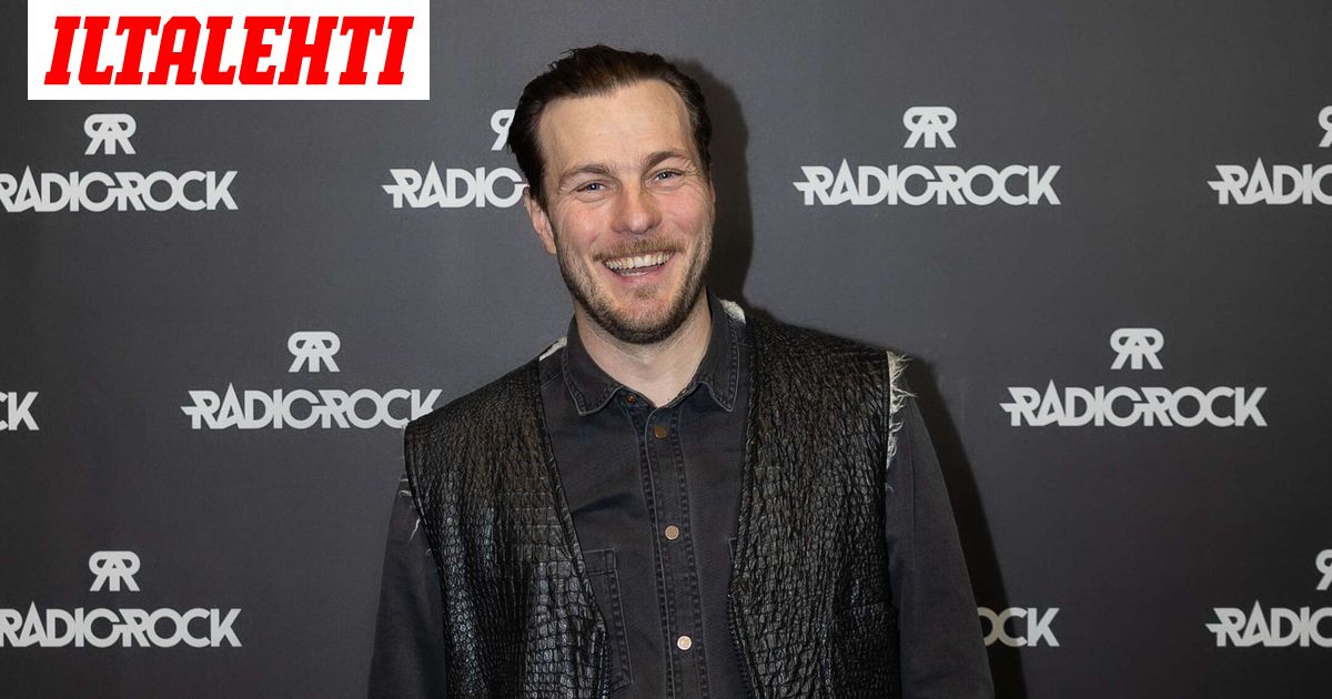 Perinteikäs radio-ohjelma päättyi – Juontajalta uusi aluevaltaus