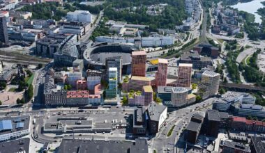 Tampereen keskustaan tulee alue, johon arkkitehti visioi jo Euroviisu-juhlia – korkeat tornitalot korvaavat poliisitalon | Kotimaa