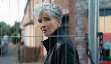 Televisioarvio: Päähenkilöt ovat epäsosiaalisia epäonnistujia, ja se tekee rikossarjalle hyvää