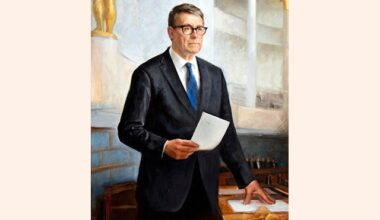 Matti Vanhasen muotokuva julkaistiin, sisältää piiloviestin