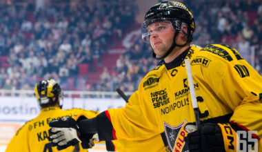 Teemu Hartikainen ratkaisi ottelun voittomaalikilpailussa.
