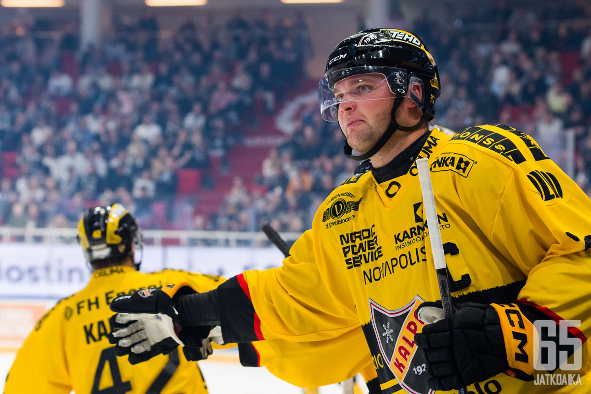 Teemu Hartikainen ratkaisi ottelun voittomaalikilpailussa.