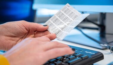 Pelkkää mobiiliavainta käyttävien OP:n asiakkaiden avainlukulistat poistuvat | Uutisia lyhyesti